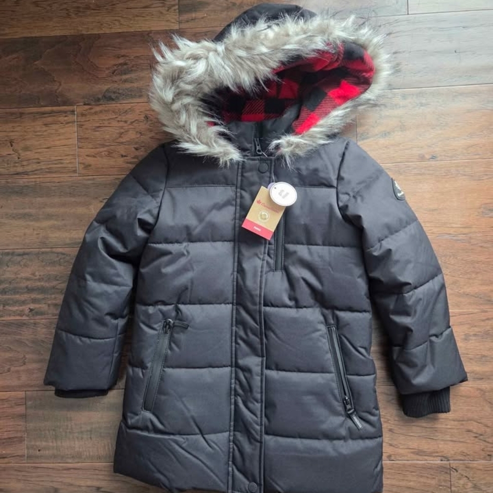 Black Hooded Puffer Coat with Faux Fur Trim